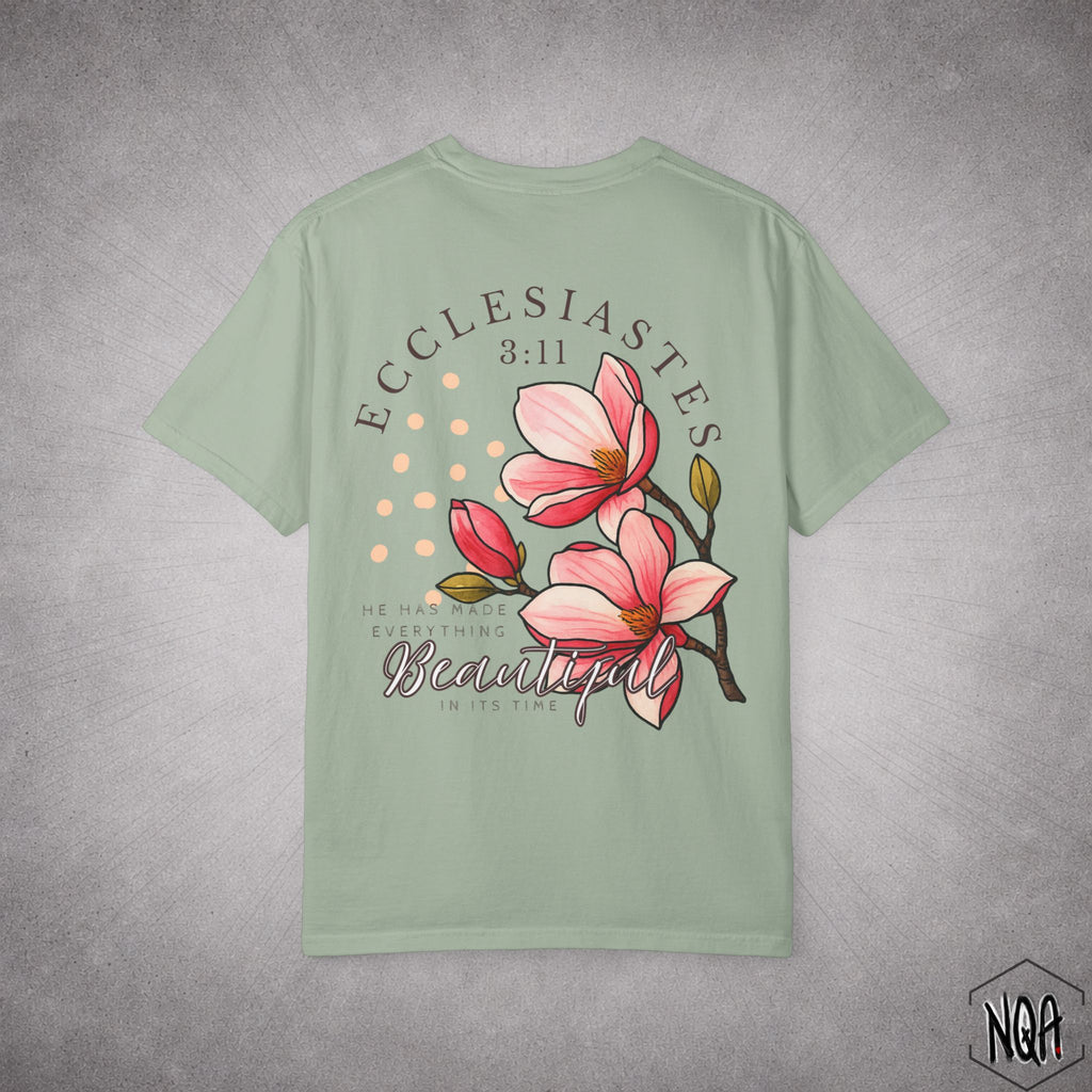 Ecclesiastes 3:11 Magnolias T-Shirt