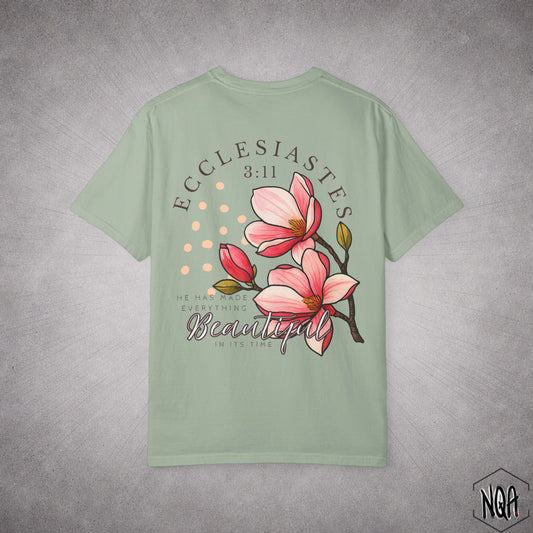 Ecclesiastes 3:11 Magnolias T-Shirt